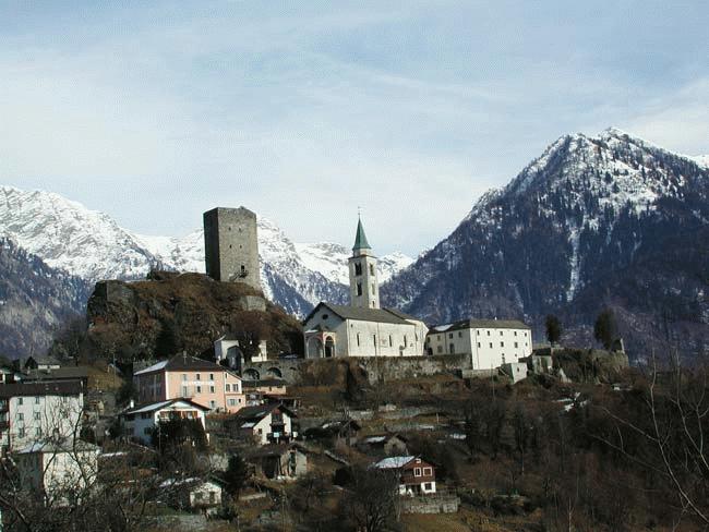 Chiesa e torre inverno1